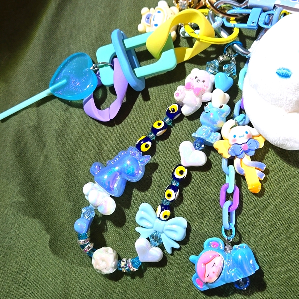 3 Inch Cinnamon Keychain/Dangler - Picture 7 of 16